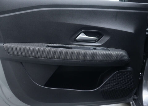 Dacia Sandero 1.0 Sandero Journey TCE Auto 5dr 43