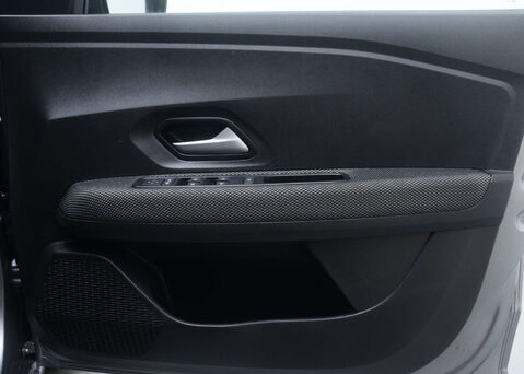 Dacia Sandero 1.0 Sandero Journey TCE Auto 5dr 39