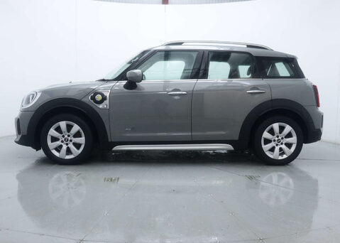 Mini Countryman 1.5 Countryman Cooper S E ALL4 Classic Auto 4WD 5dr 8