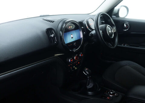 Mini Countryman 1.5 Countryman Cooper S E ALL4 Classic Auto 4WD 5dr 45