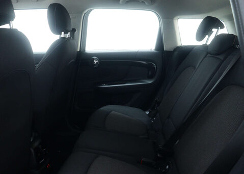 Mini Countryman 1.5 Countryman Cooper S E ALL4 Classic Auto 4WD 5dr 49