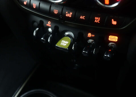 Mini Countryman 1.5 Countryman Cooper S E ALL4 Classic Auto 4WD 5dr 30