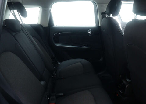 Mini Countryman 1.5 Countryman Cooper S E ALL4 Classic Auto 4WD 5dr 50