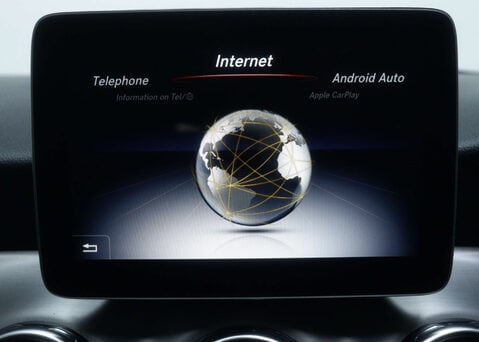 Mercedes-Benz GLA 1.6 GLA 200 AMG Line Edition+ Auto 5dr 30