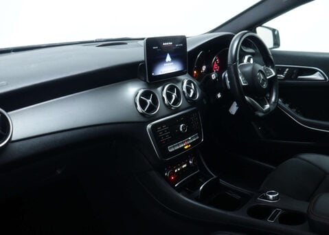Mercedes-Benz GLA 1.6 GLA 200 AMG Line Edition+ Auto 5dr 48