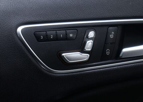 Mercedes-Benz GLA 1.6 GLA 200 AMG Line Edition+ Auto 5dr 43