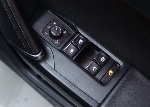 Cupra Formentor 1.5 Formentor V1 TSi Semi-Auto 5dr 32