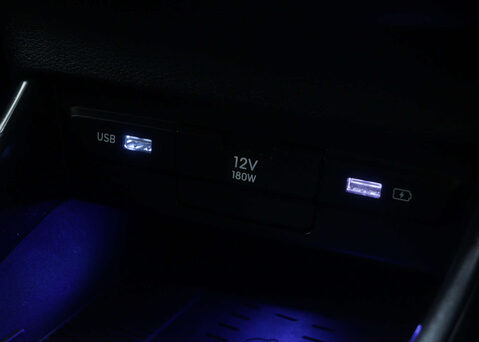 Hyundai BAYON 1.0 Bayon Premium TGDi MHEV Auto 5dr 33