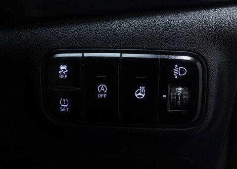 Hyundai BAYON 1.0 Bayon Premium TGDi MHEV Auto 5dr 40