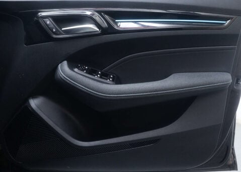 MG MG5 61.1kWh Trophy Long Range Estate 5dr Electric Auto (156 ps) 40