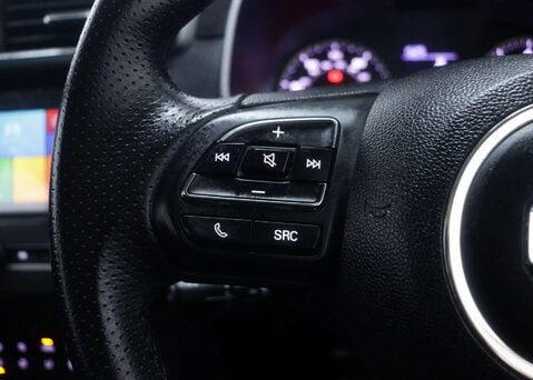 MG ZS 1.0 MG ZS Exclusive T Auto 5dr 29