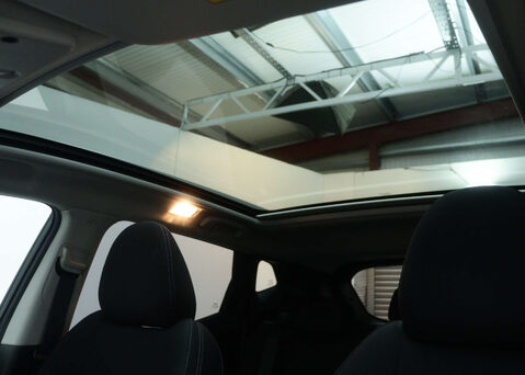 Nissan Qashqai 1.3 Qashqai N-Connecta DiG-T 5dr 45