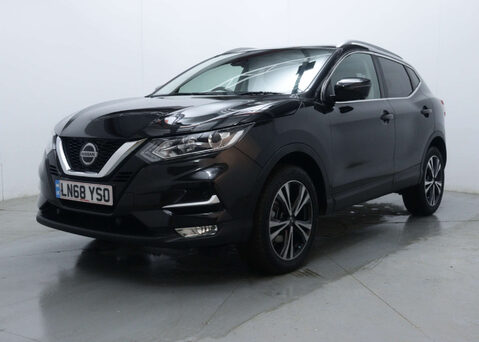 Nissan Qashqai 1.3 Qashqai N-Connecta DiG-T 5dr 7