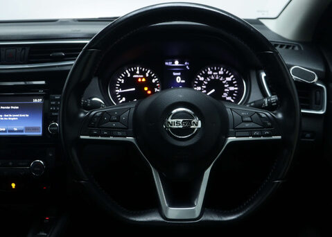 Nissan Qashqai 1.3 Qashqai N-Connecta DiG-T 5dr 18