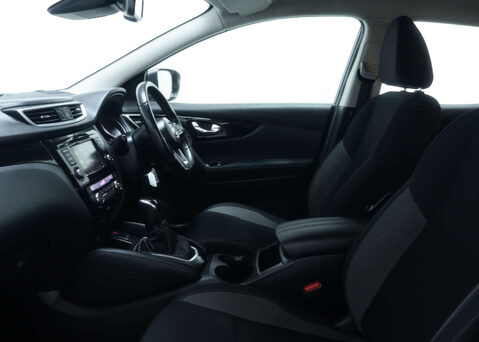 Nissan Qashqai 1.3 Qashqai Acenta Premium DiG-T Semi-Auto 5dr 40