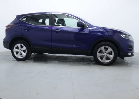 Nissan Qashqai 1.3 Qashqai Acenta Premium DiG-T Semi-Auto 5dr 53