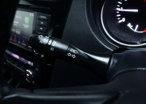 Nissan Qashqai 1.3 Qashqai Acenta Premium DiG-T Semi-Auto 5dr 32