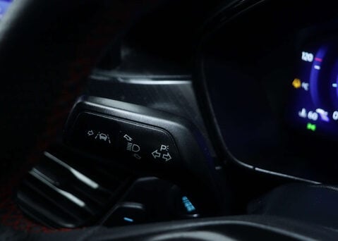 Ford Focus 1.5 Focus ST-Line X TDCI Auto 5dr 33