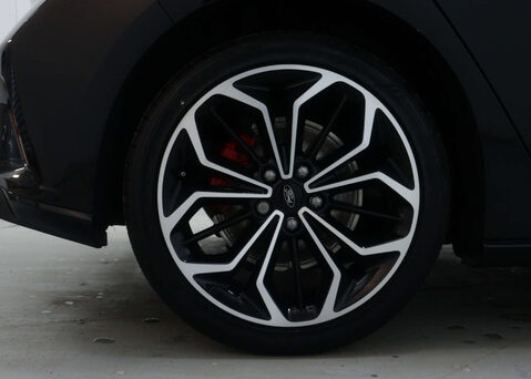 Ford Focus 1.5 Focus ST-Line X TDCI Auto 5dr 12