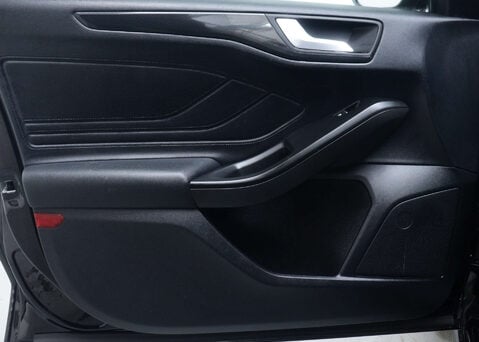 Ford Focus 1.5 Focus ST-Line X TDCI Auto 5dr 47