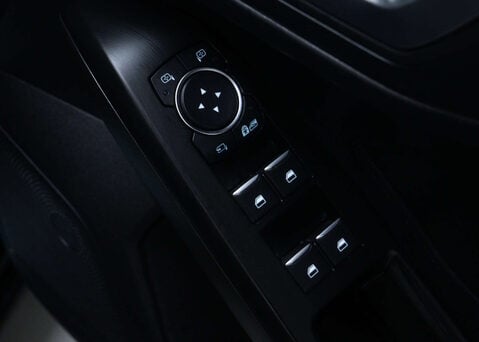 Ford Focus 1.5 Focus ST-Line X TDCI Auto 5dr 38