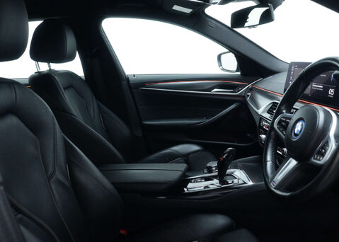 BMW 5 Series 2.0 530e M Sport Auto 5dr 52