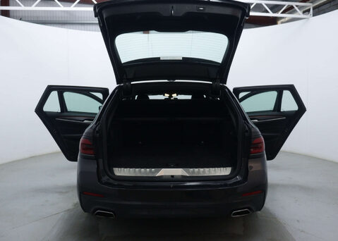 BMW 5 Series 2.0 530e M Sport Auto 5dr 68