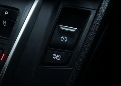 Honda CR-V 2.0 CR-V SR i-MMD CVT 4WD 5dr 33