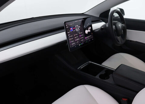 Tesla Model 3 Model 3 Long Range AWD 4WD 4dr 30