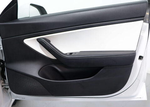 Tesla Model 3 Model 3 Long Range AWD 4WD 4dr 29