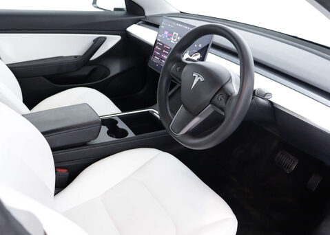 Tesla Model 3 Model 3 Long Range AWD 4WD 4dr 26