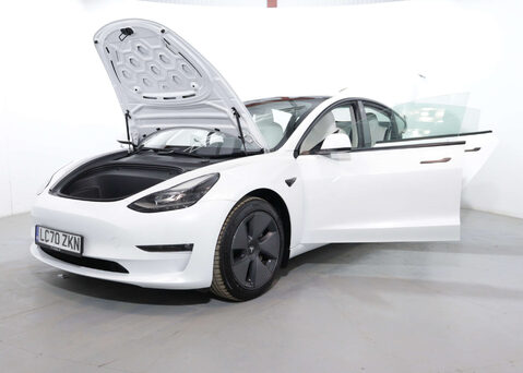 Tesla Model 3 Model 3 Long Range AWD 4WD 4dr 44