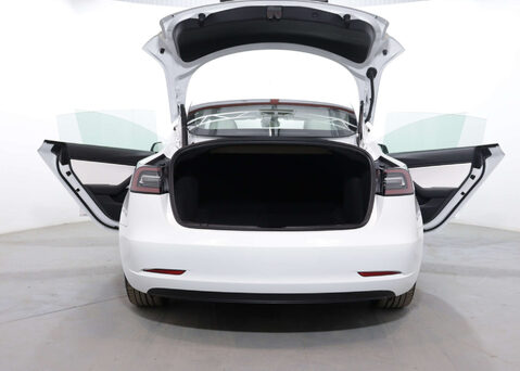 Tesla Model 3 Model 3 Long Range AWD 4WD 4dr 47