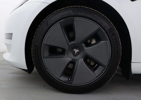 Tesla Model 3 Model 3 Long Range AWD 4WD 4dr 15