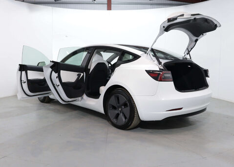 Tesla Model 3 Model 3 Long Range AWD 4WD 4dr 46