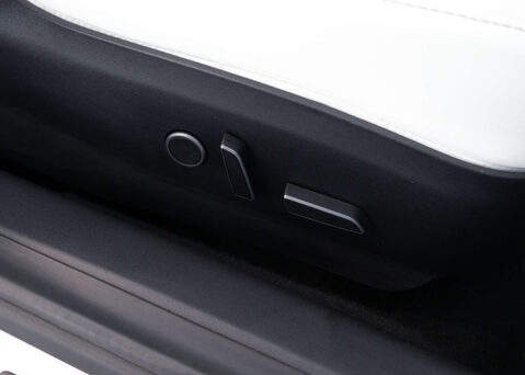 Tesla Model 3 Model 3 Long Range AWD 4WD 4dr 25