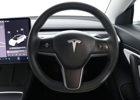 Tesla Model 3 Model 3 Long Range AWD 4WD 4dr 17