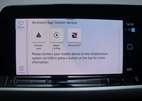 Volkswagen Golf 1.5 Golf Life TSi 5dr 28