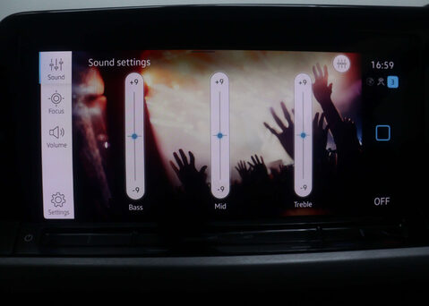 Volkswagen Golf 1.5 Golf Life TSi 5dr 29