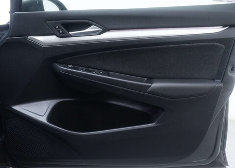 Volkswagen Golf 1.5 Golf Life TSi 5dr 49