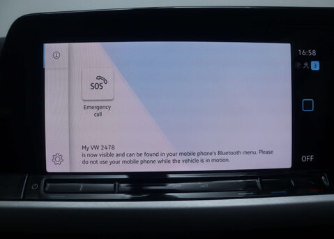 Volkswagen Golf 1.5 Golf Life TSi 5dr 21