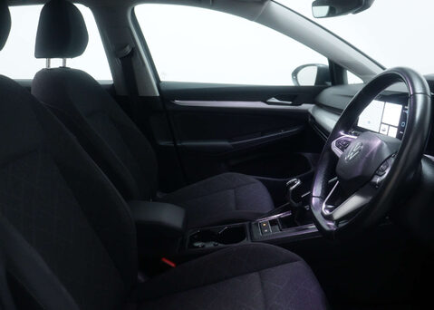 Volkswagen Golf 1.5 Golf Life TSi 5dr 47