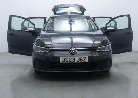 Volkswagen Golf 1.5 Golf Life TSi 5dr 58