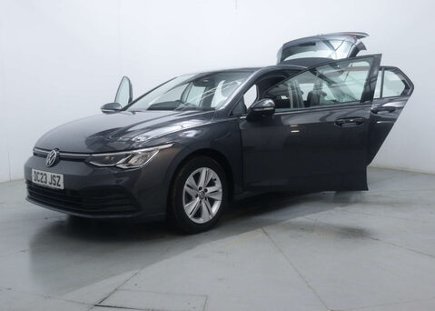 Volkswagen Golf 1.5 Golf Life TSi 5dr 59