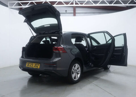 Volkswagen Golf 1.5 Golf Life TSi 5dr 63