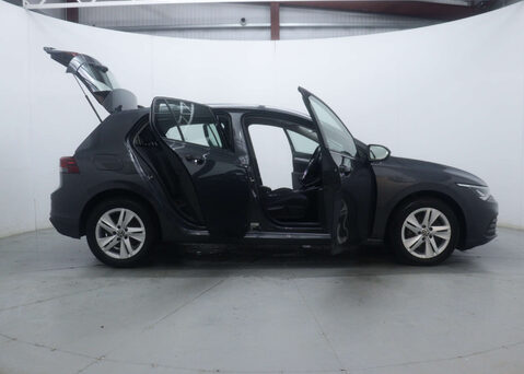 Volkswagen Golf 1.5 Golf Life TSi 5dr 64