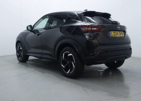 Nissan Juke 1.0 Juke N-Connecta DiG-T Semi-Auto 5dr 9