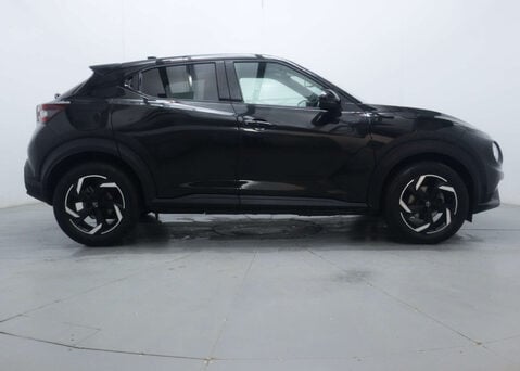 Nissan Juke 1.0 Juke N-Connecta DiG-T Semi-Auto 5dr 12