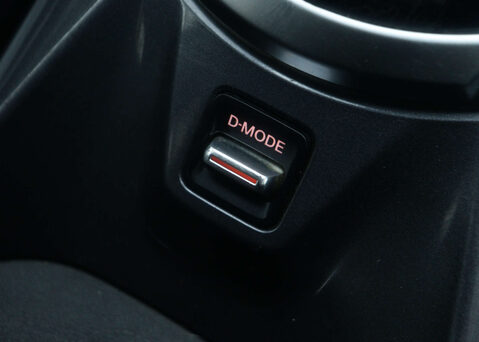 Nissan Juke 1.0 Juke N-Connecta DiG-T Semi-Auto 5dr 30