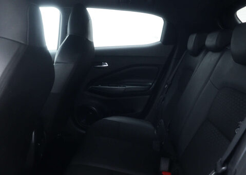 Nissan Juke 1.0 Juke N-Connecta DiG-T Semi-Auto 5dr 44